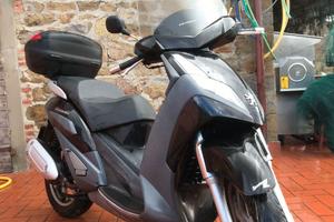 SCOOTER GEOPOLIS 250
