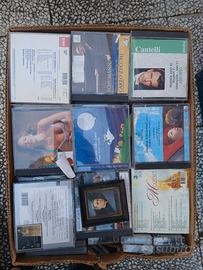 CD VECCHI CIRCA 180 PEZZI  una scatola piena