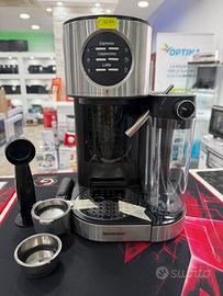Macchina del caffe’ con erogatore per latte