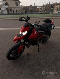 Ducati Hypermotard 950