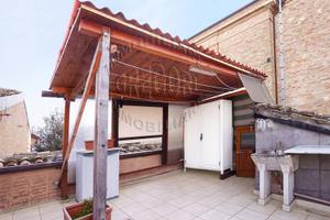 - centro storico - casa pronta da abitare con terr