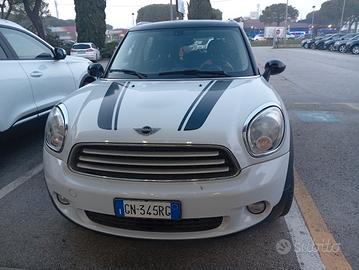 mini Countryman D all 4