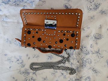 Borsa borchie