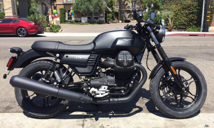 Moto guzzi v7 stone iii