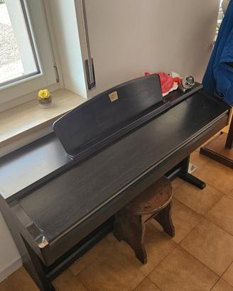 PIANOFORTE YAMAHA CLAVINOVA