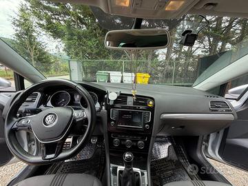 Volkswagen Golf 7 1.6 TDI (03/2016) - Accessoriata