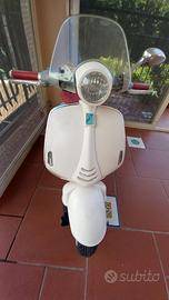 Moto Elettrica VESPA BIANCA