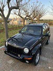 JEEP CHEROCHEE 2.8 CRD LIMITED 155.000KM AUTOCARRO