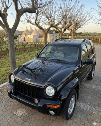 JEEP CHEROCHEE 2.8 CRD LIMITED 155.000KM AUTOCARRO