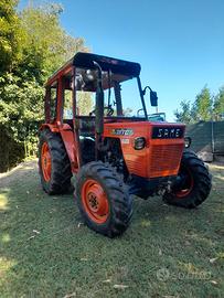 trattore agricolo 