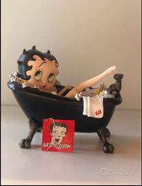 Statua Betty Boop mod. Vasca da bagno