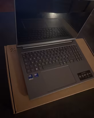 Acer Aspire 16 AI OLED Ultra 7 ram 32GB SSD 1TB