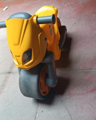 Moto cavalcabile