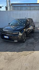 Jeep avenger summit