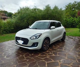 Suzuki Swift 1.2 top Hybrid