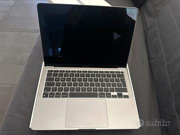 MacBook Air 13 8Gb SSD256Gb