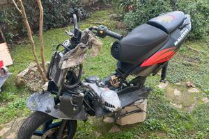 aprilia sr 50