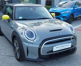 MINI Cooper SE Camden Edition