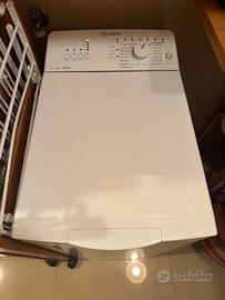 Lavatrice carico dall’alto Indesit 6kg