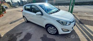 Hyundai i20 1.2 5p. Econext Sound Edition