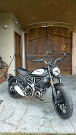 Ducati Scrambler 800 icon dark (DEPOTENZIATA)