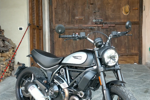 Ducati Scrambler 800 icon dark (DEPOTENZIATA)