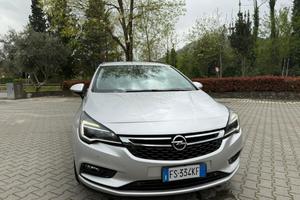 Opel Astra 1.6 CDTi 136CV automatica promo weekend