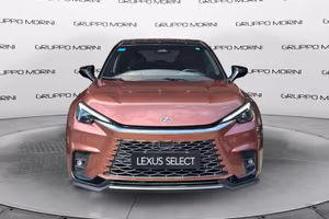 Lexus LBX Cool 2WD