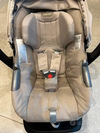 Seggiolino/ovetto auto inglesina Darwin con Base
