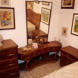 toeletta da camera in legno noce anni 30-40