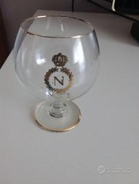 Bicchieri Napoleon con decorazione dorata ai bordi