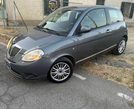 Lancia ypsilon 1.2 benz neopatentati