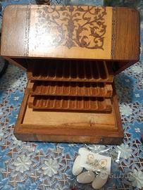 antico porta sigarette in legno