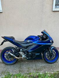 Yamaha r3