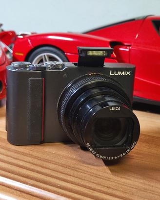 Panasonic lumix tz200