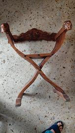 Sedia Vintage in Legno  – Un’Opera d’Art