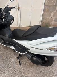 Burgman 400cc Lux