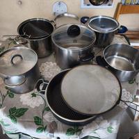 Set di 5 pentole in acciaio e 1 friggitrice 