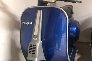 Vespa 50 special faro grande