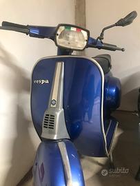 Vespa 50 special faro grande