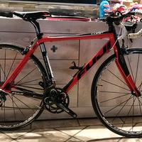 Bicicletta da corsa fuji