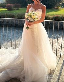 Abito da sposa sirena con sovragonna