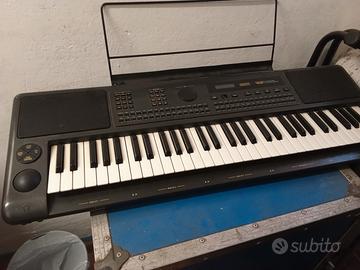 tastiera ws1 con reggi tastiera 