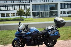 Suzuki gsx s 1000 gt