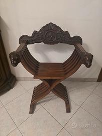 Sedia Savonarola Classica in Legno Intagliato