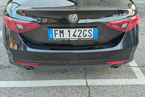 Giulia 2.2 180cv cambio automatico 103000 km