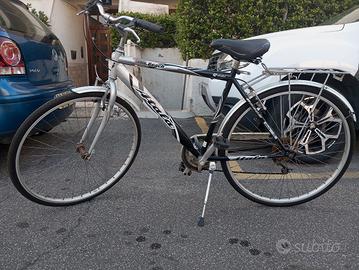 Bicicletta Atala Beach + gonfiatore btwin