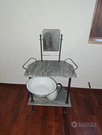 Toilette vintage da camera 