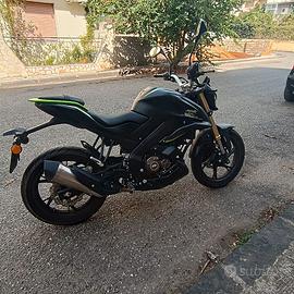 Moto QJ SRK 125 