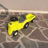Trattore con rimorchio e ecoiffier